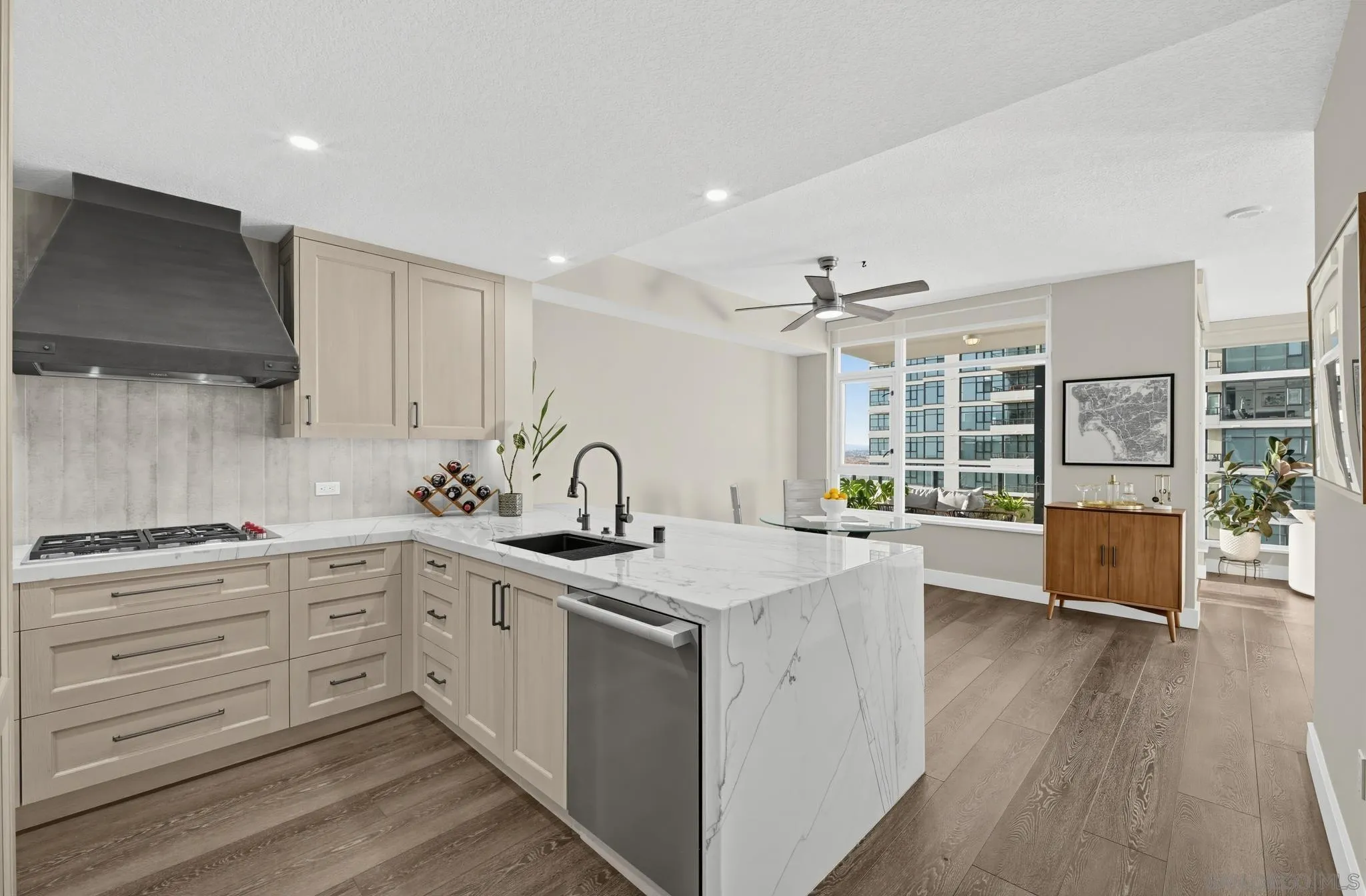 1199 Pacific Highway Unit 2802