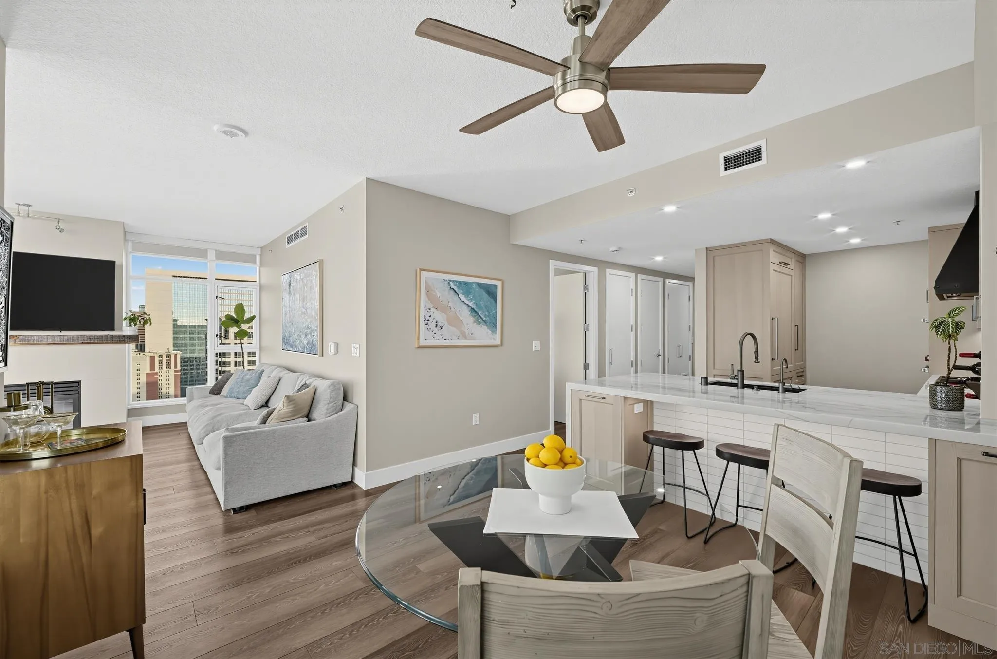 1199 Pacific Highway Unit 2802