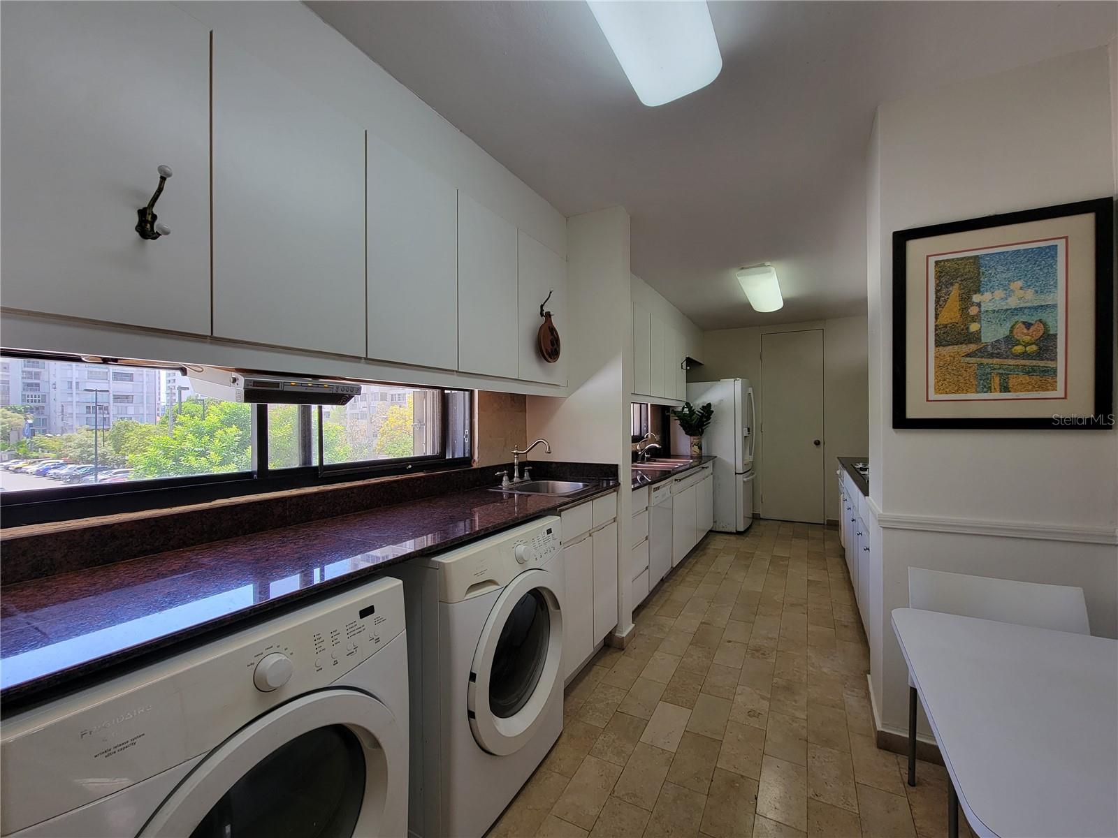 7 CANDINA ST #201