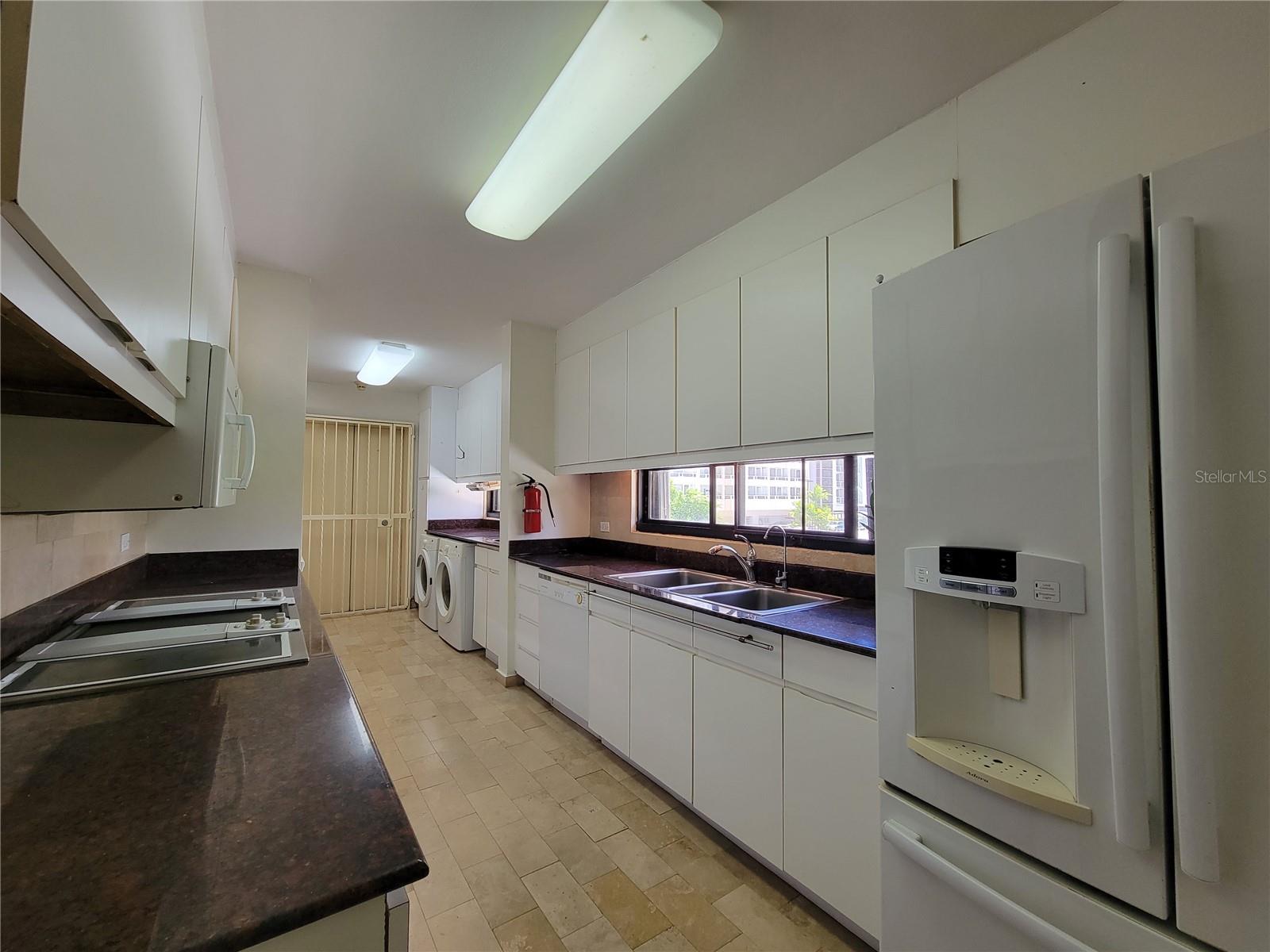 7 CANDINA ST #201