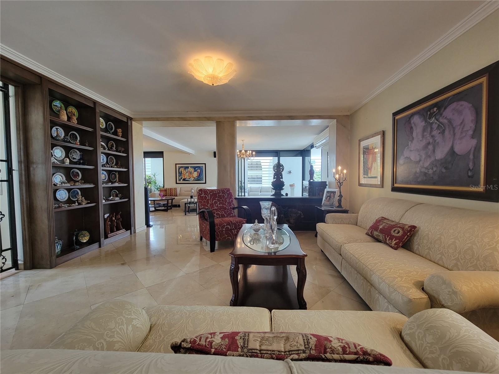 7 CANDINA ST #201