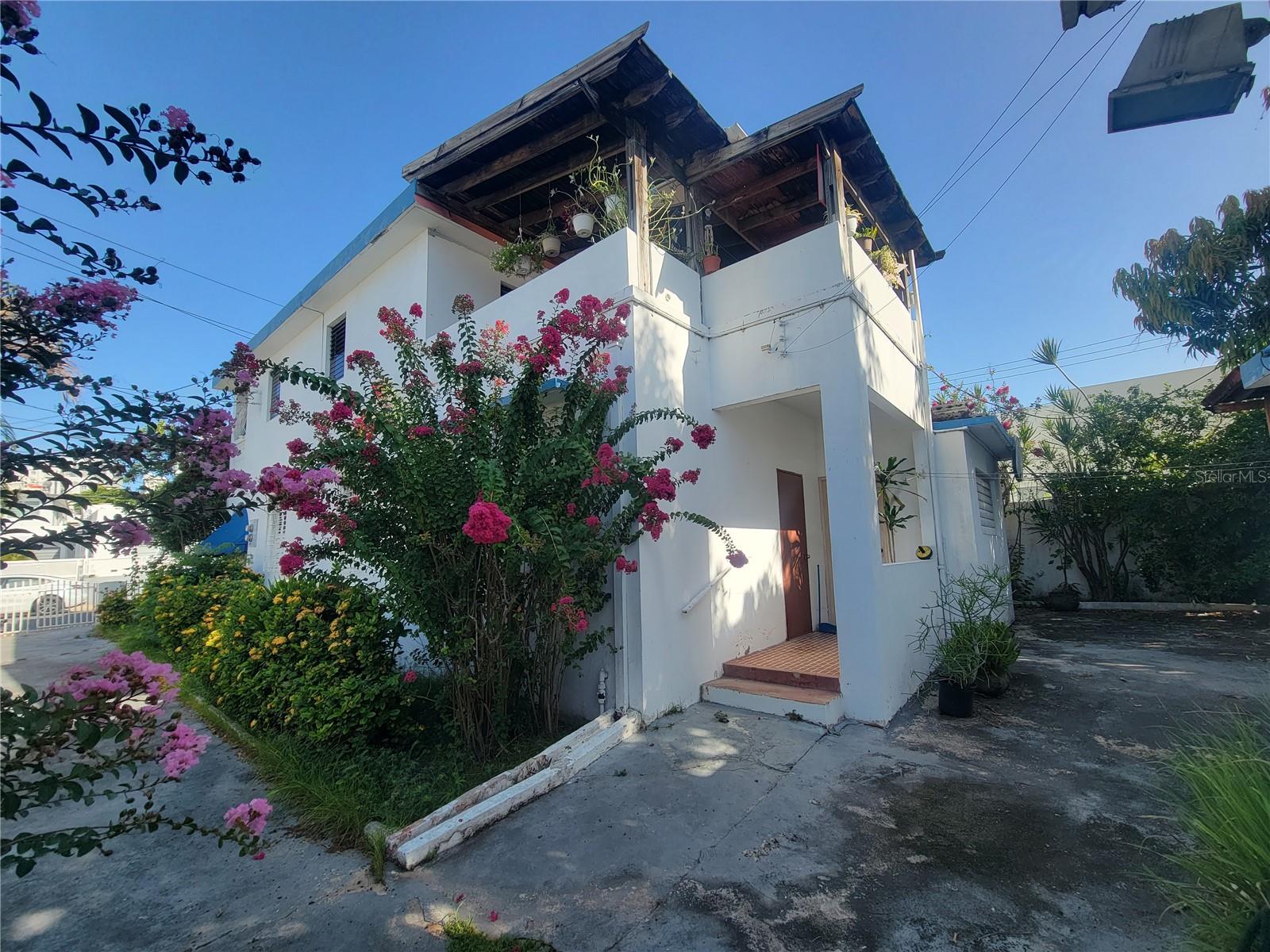 53 GERTRUDIS ST