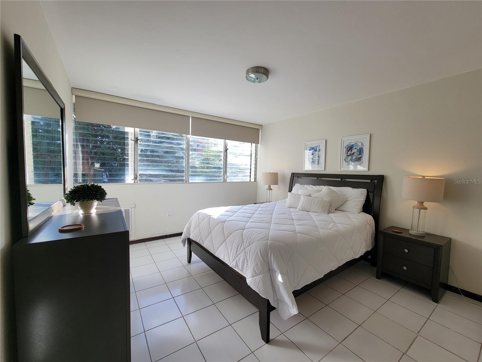 76 KING´S COURT ST #103