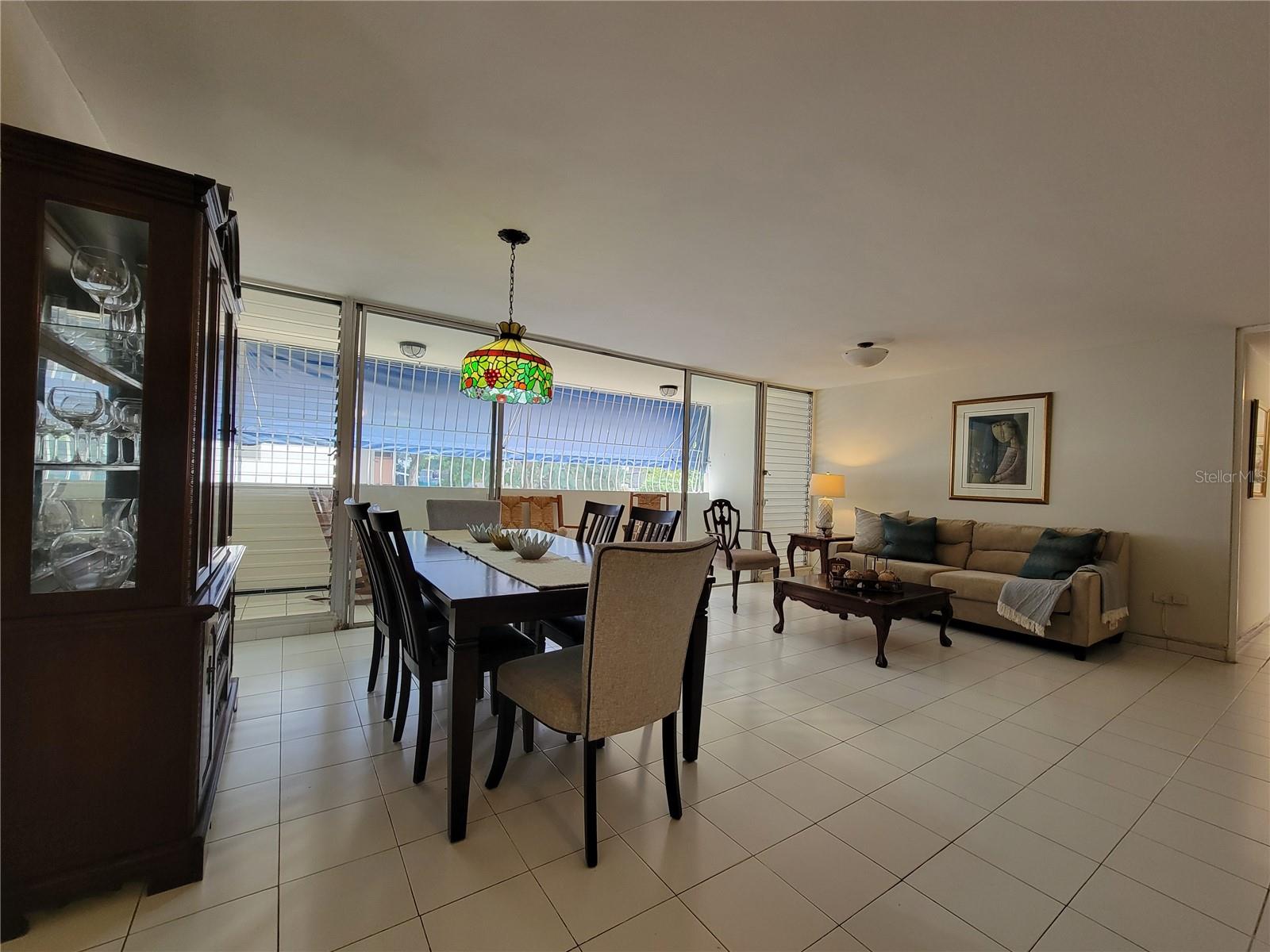 76 KING´S COURT ST #103