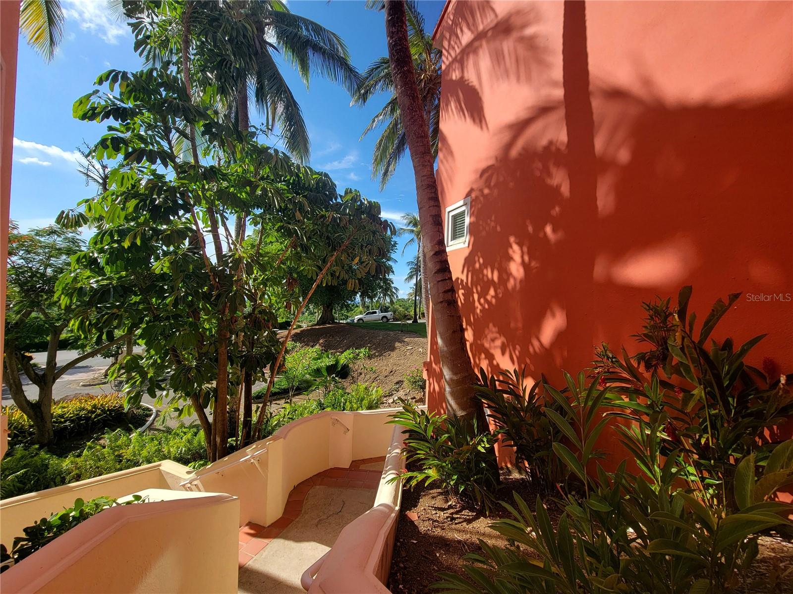 1000 EL CONQUISTADOR AVE #5180