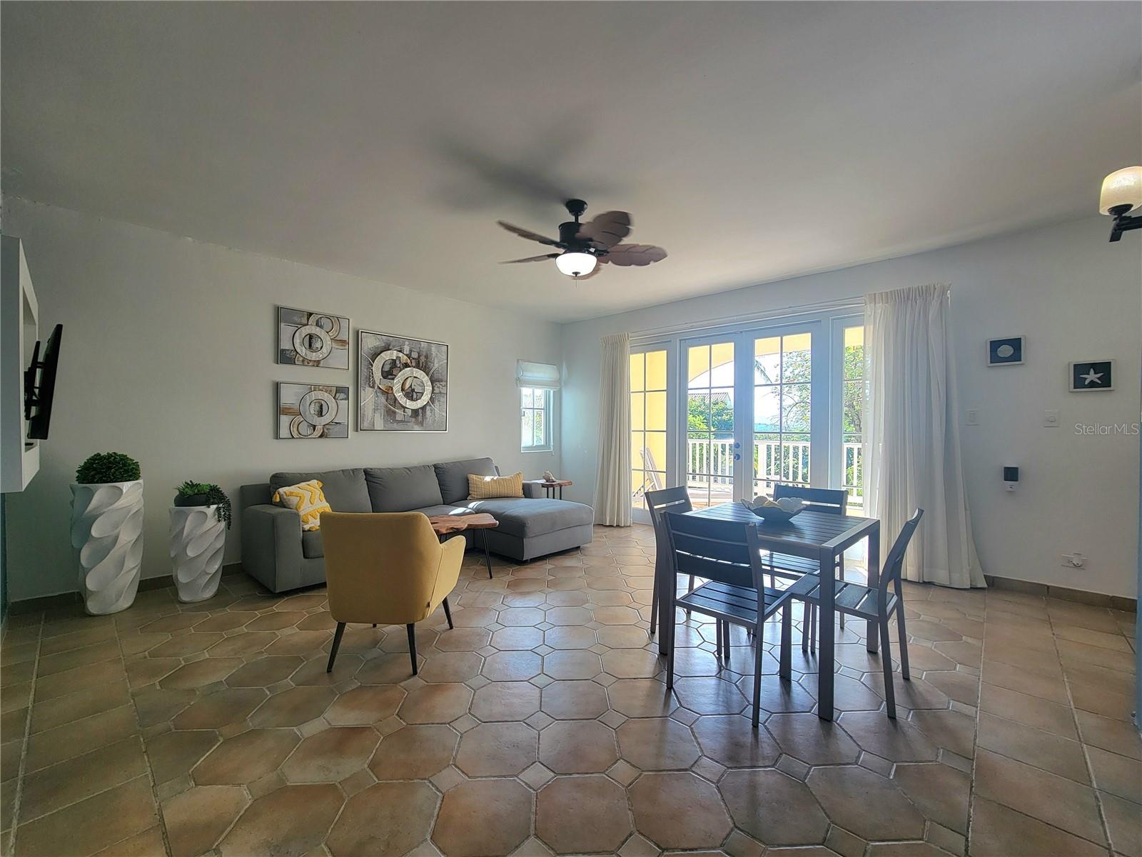 1000 EL CONQUISTADOR AVE #5180