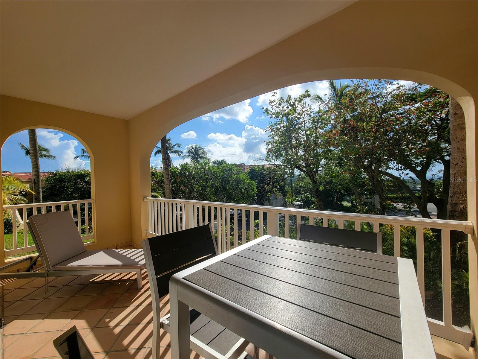 1000 EL CONQUISTADOR AVE #5180