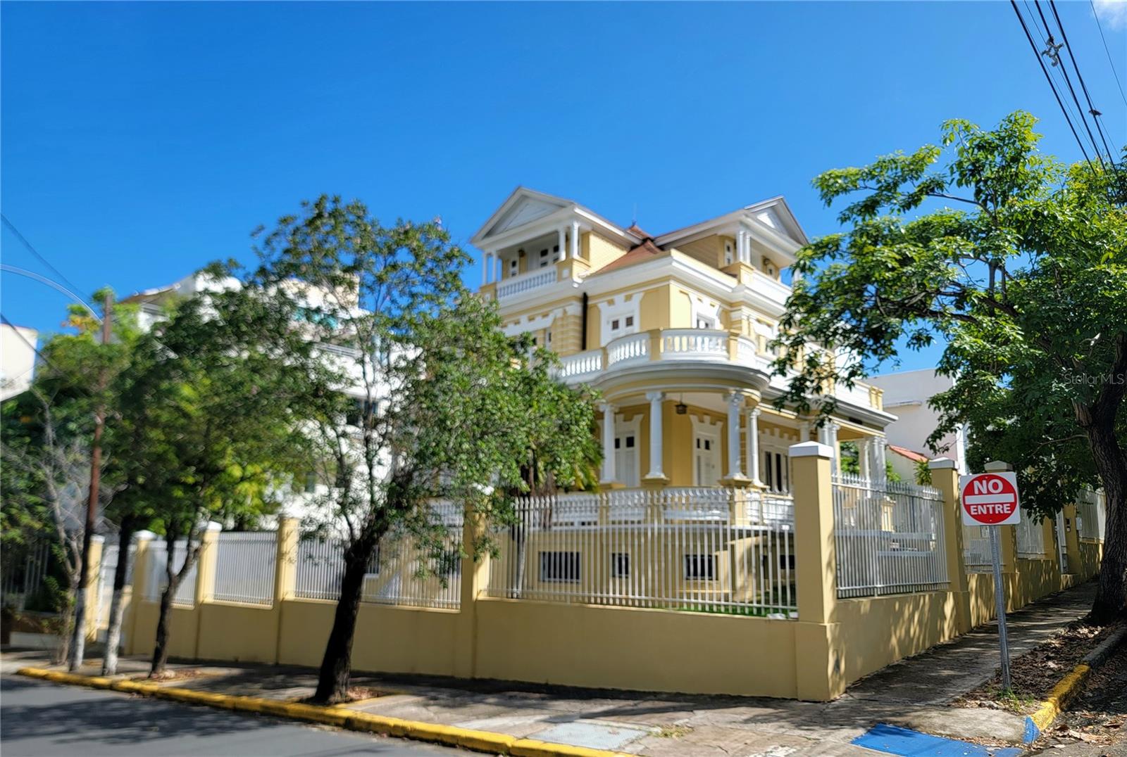 651 JOSÉ MARTÍ ST