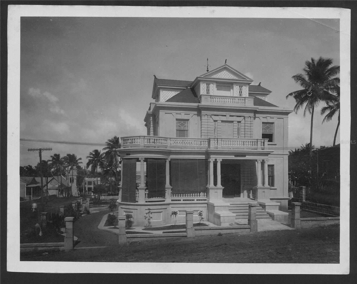 651 JOSÉ MARTÍ ST