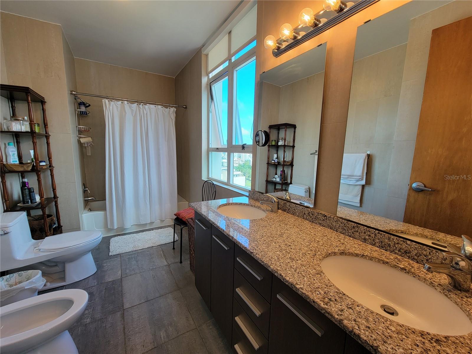 310 DE DIEGO AVE #9B