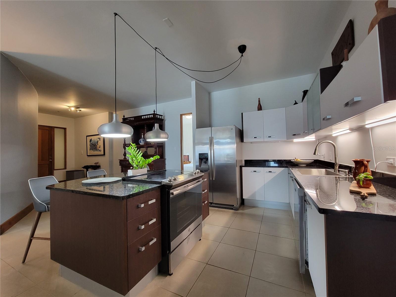 310 DE DIEGO AVE #9B