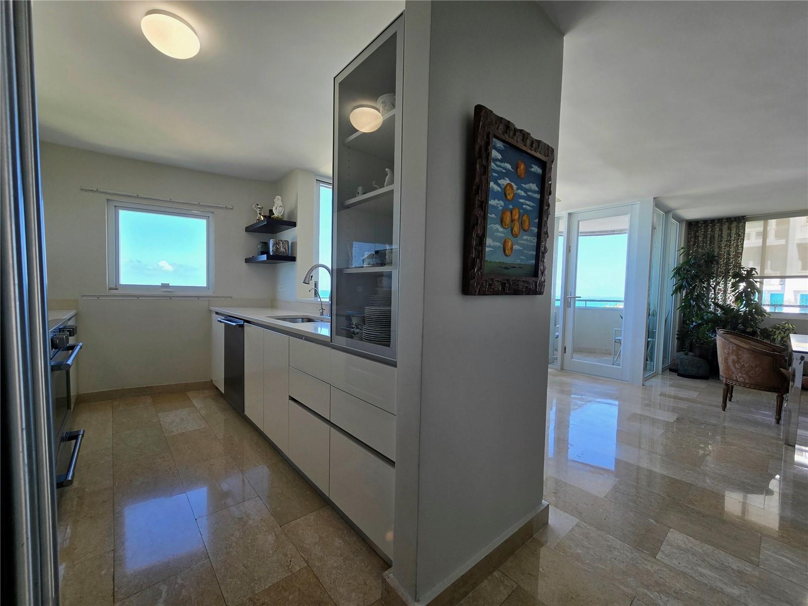 59 KING´S COURT ST #1002