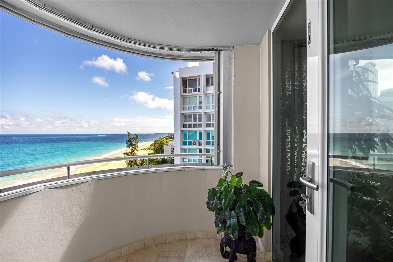 59 KING´S COURT ST #1002