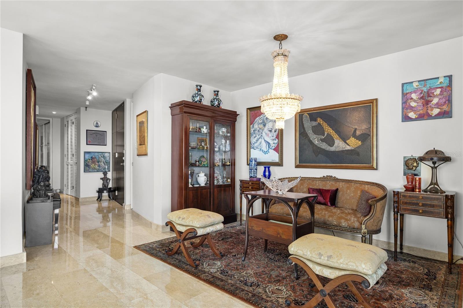 59 KING´S COURT ST #1002