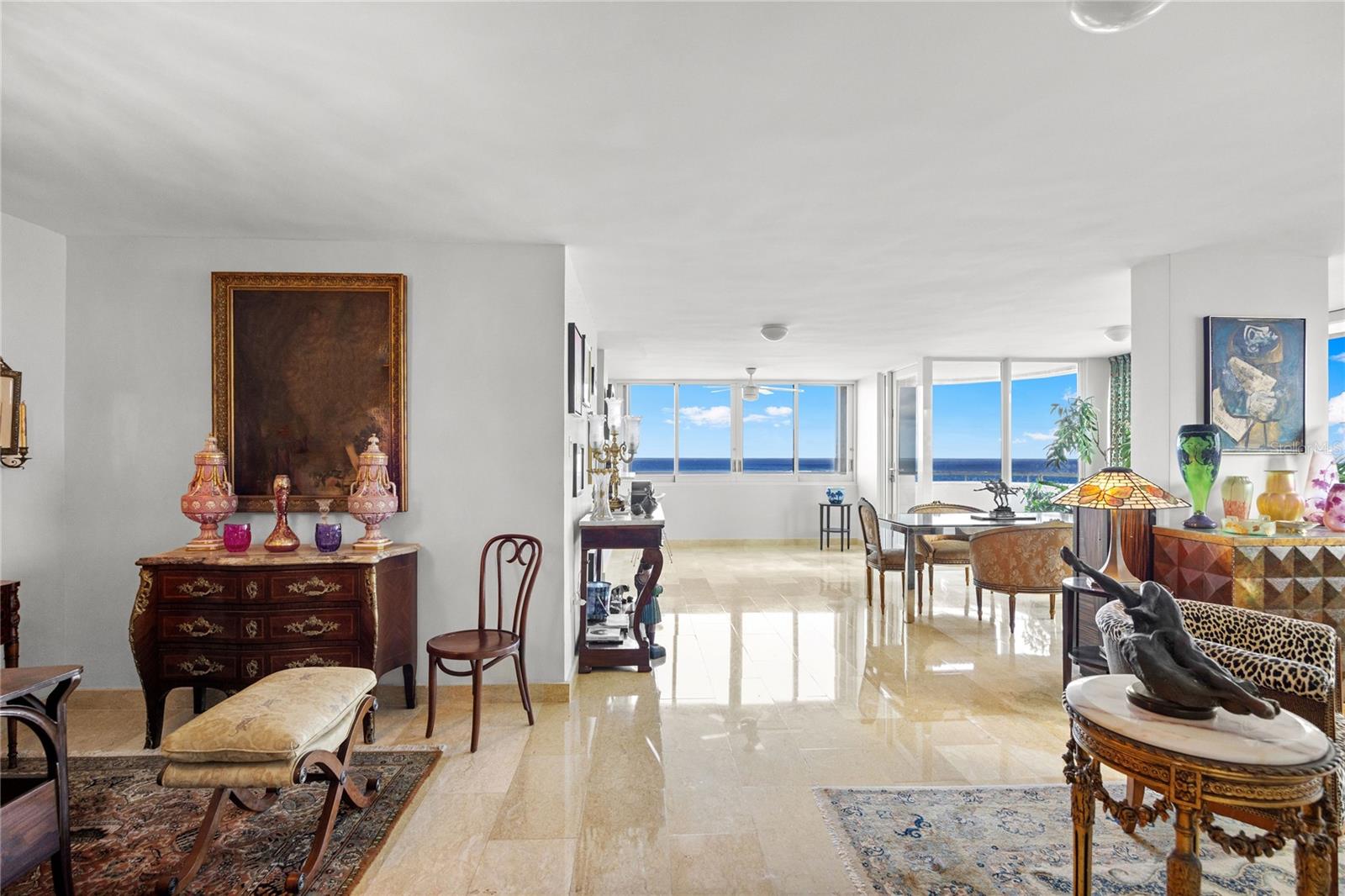 59 KING´S COURT ST #1002