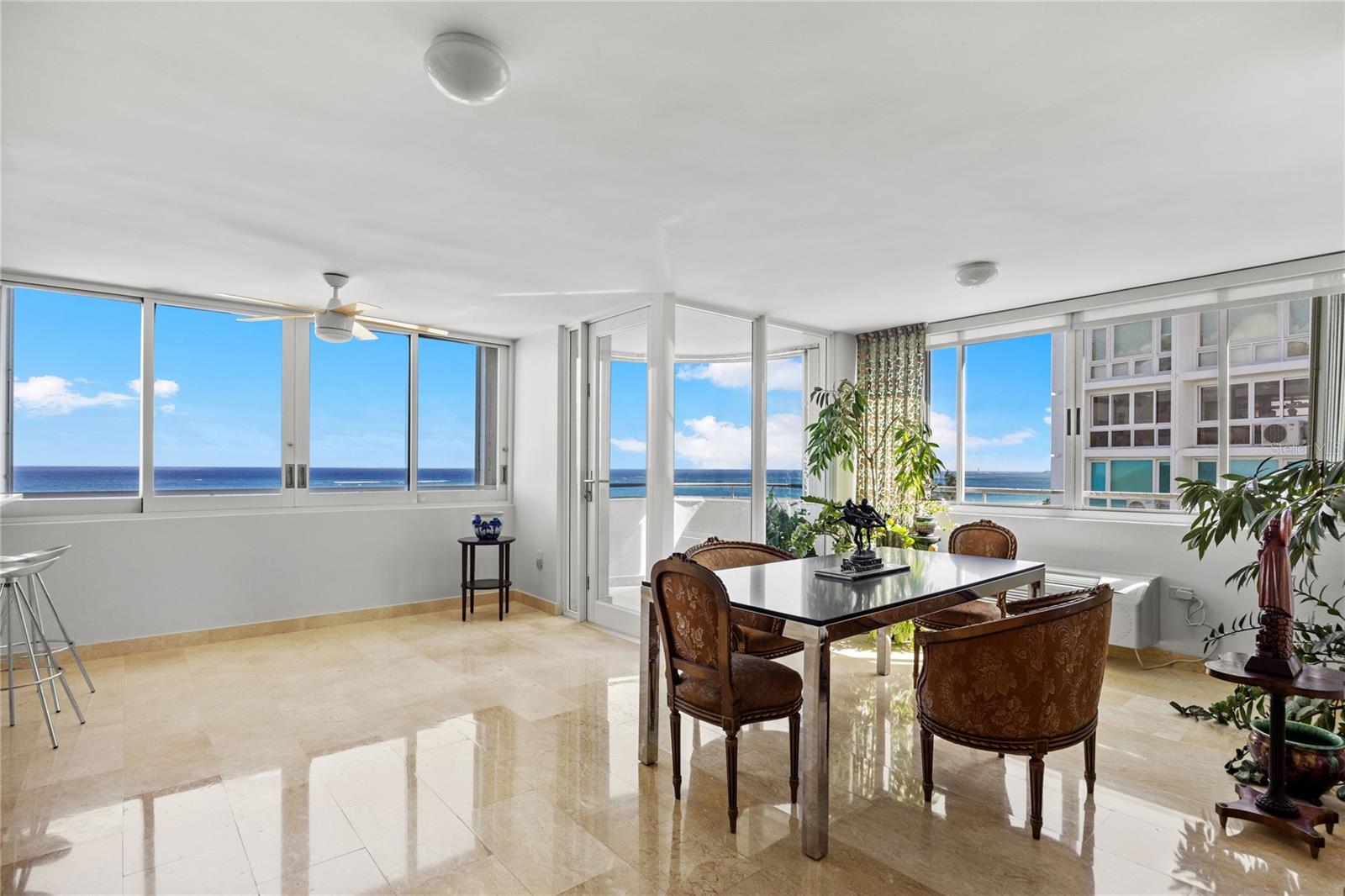 59 KING´S COURT ST #1002