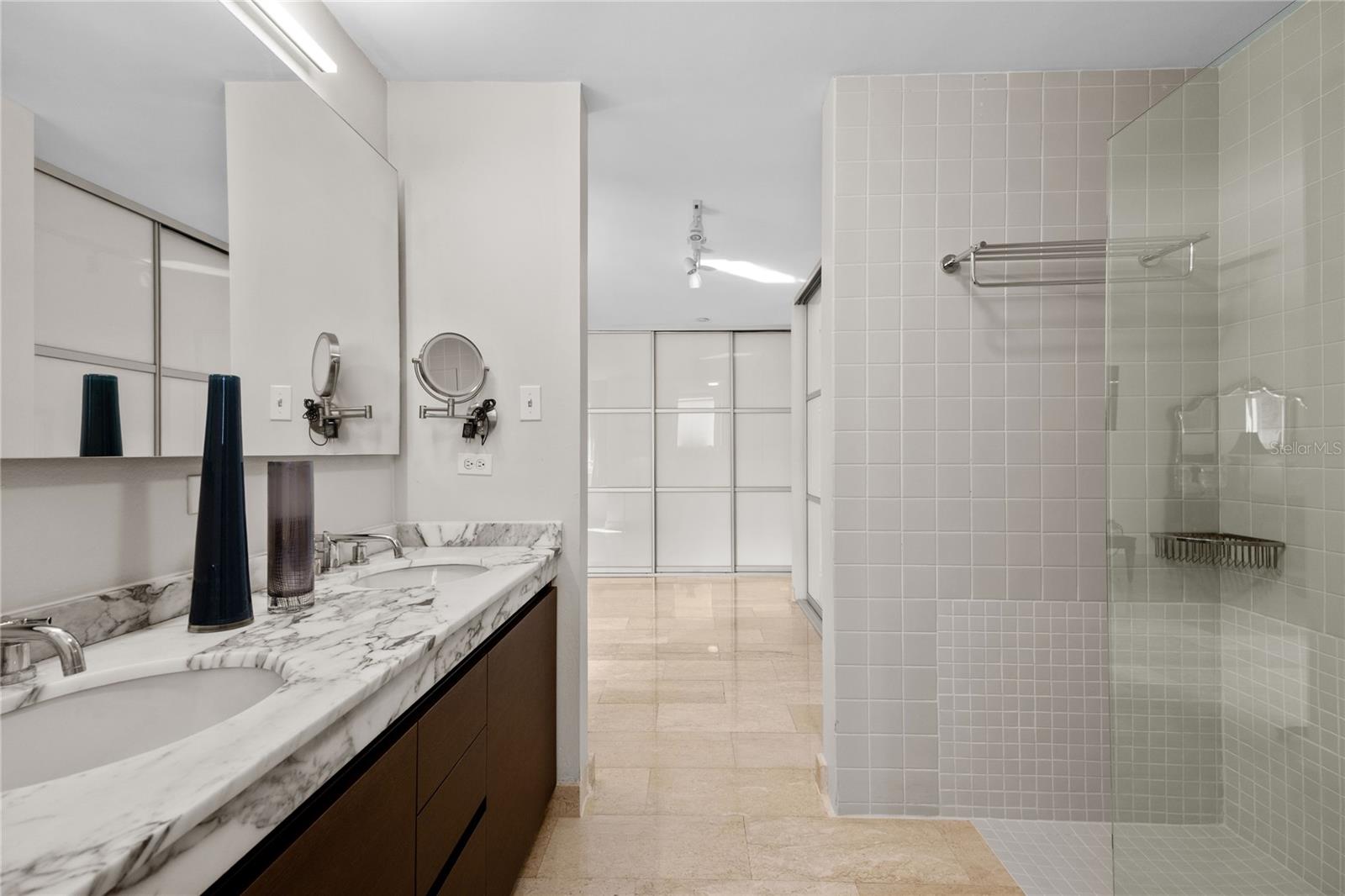 59 KING´S COURT ST #1002