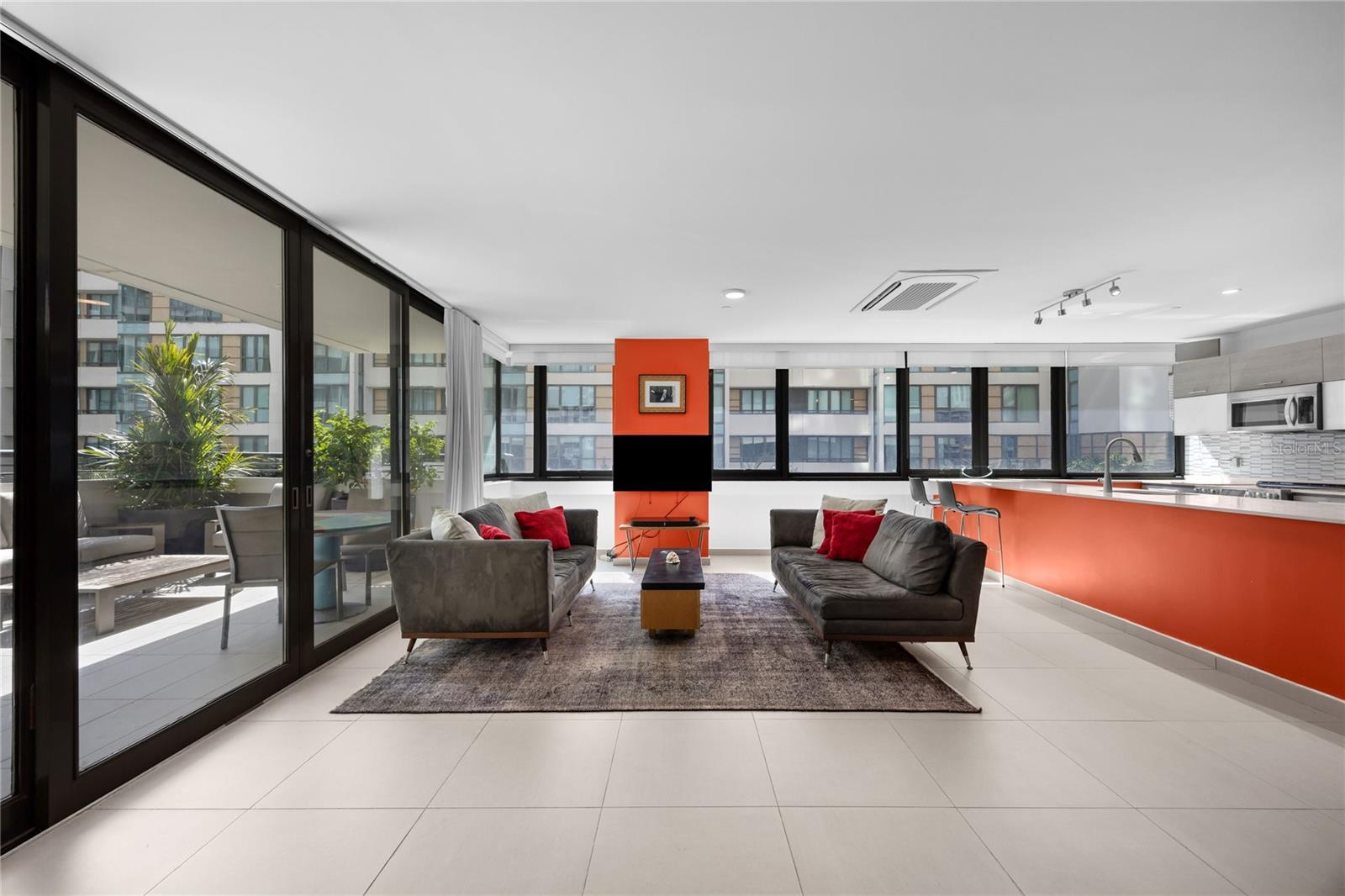 1511 PONCE DE LEÓN AVE #1021