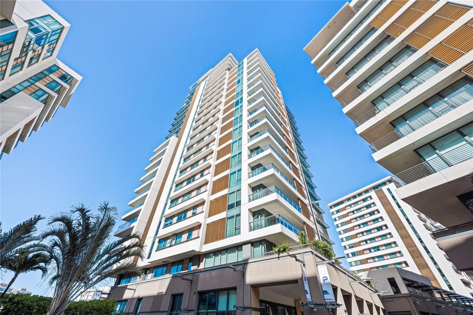 1511 PONCE DE LEÓN AVE #1021