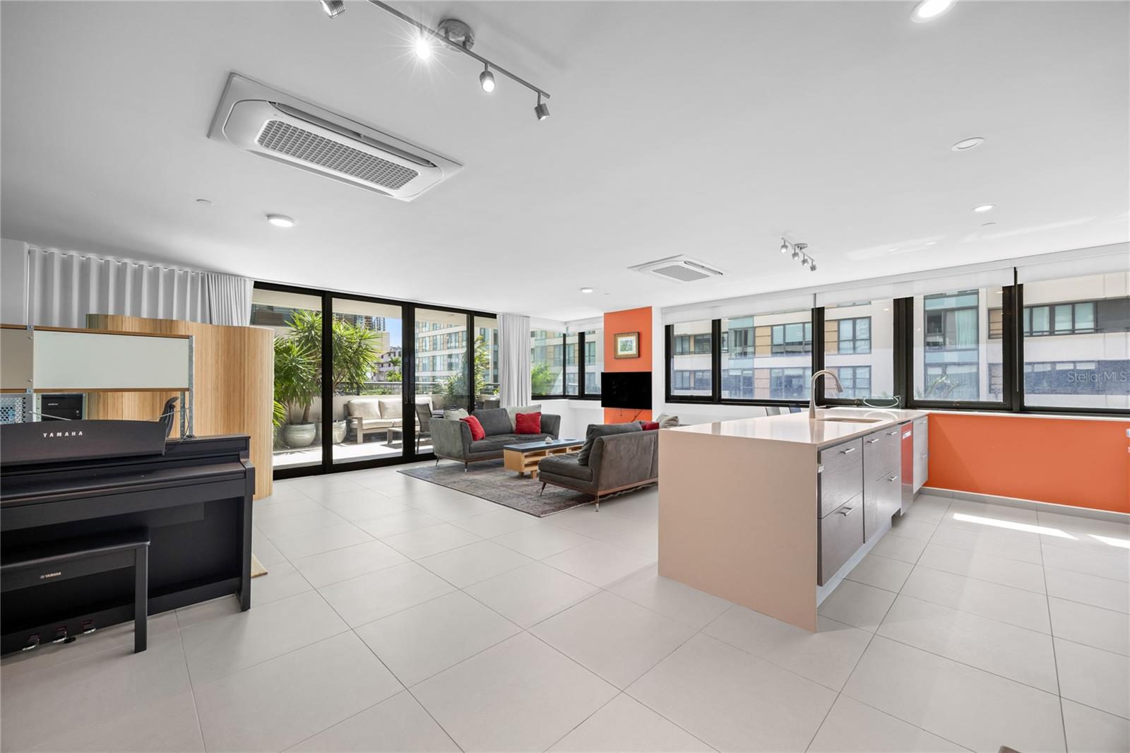 1511 PONCE DE LEÓN AVE #1021