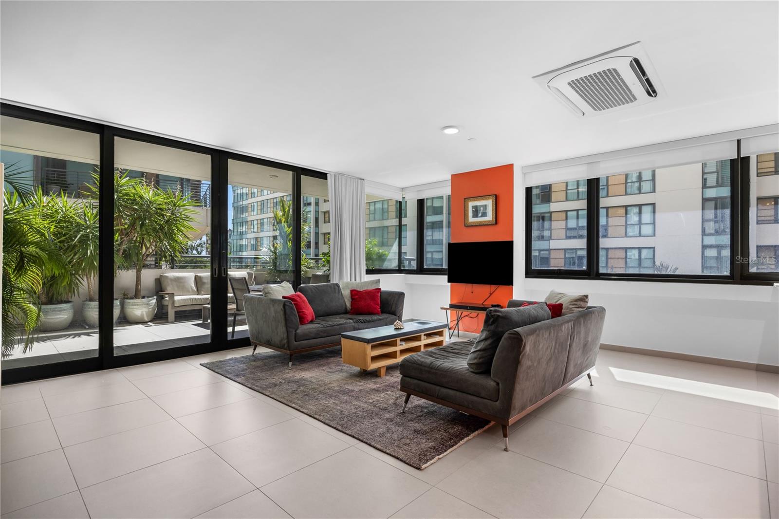 1511 PONCE DE LEÓN AVE #1021