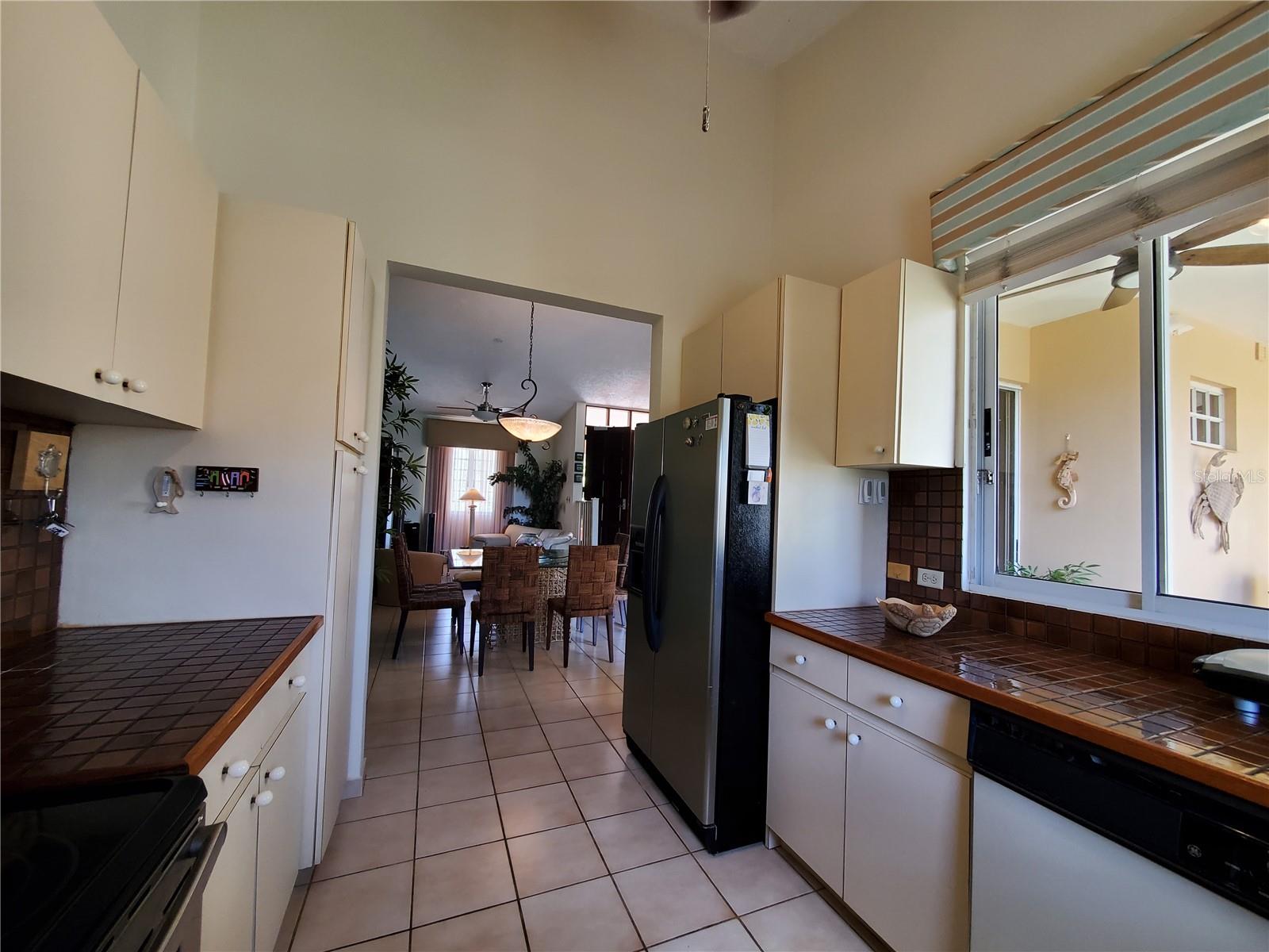 150 CANDELERO DR #798