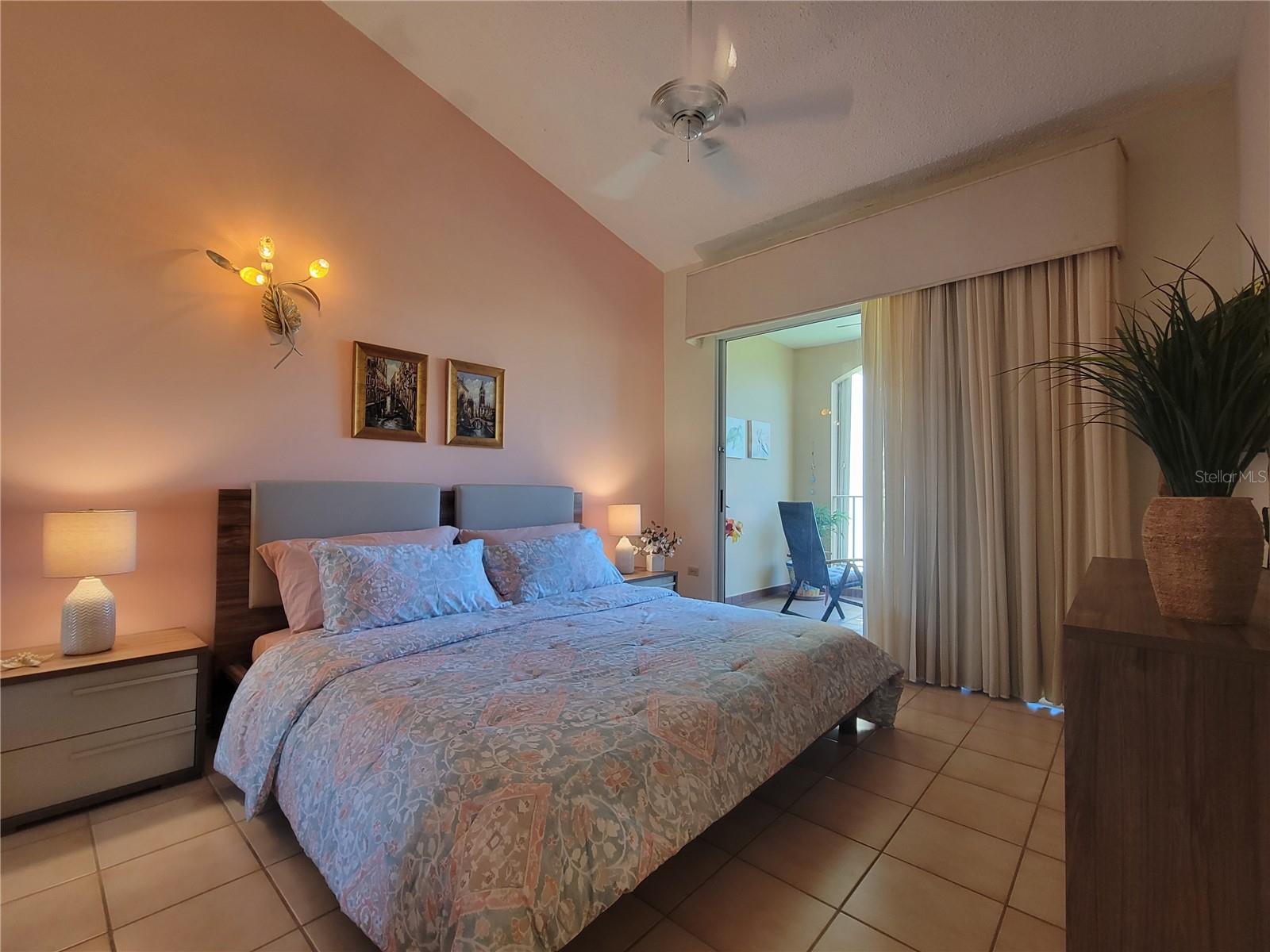 150 CANDELERO DR #798