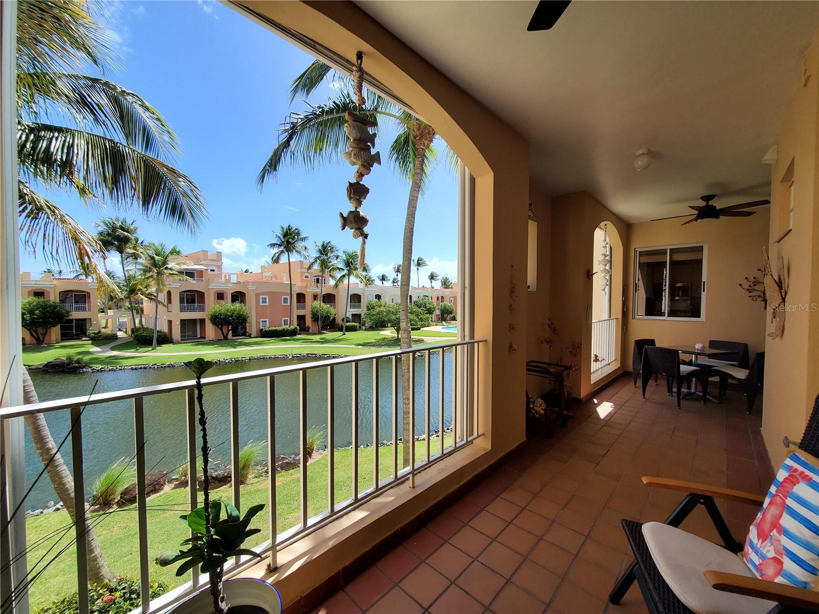 150 CANDELERO DR #798