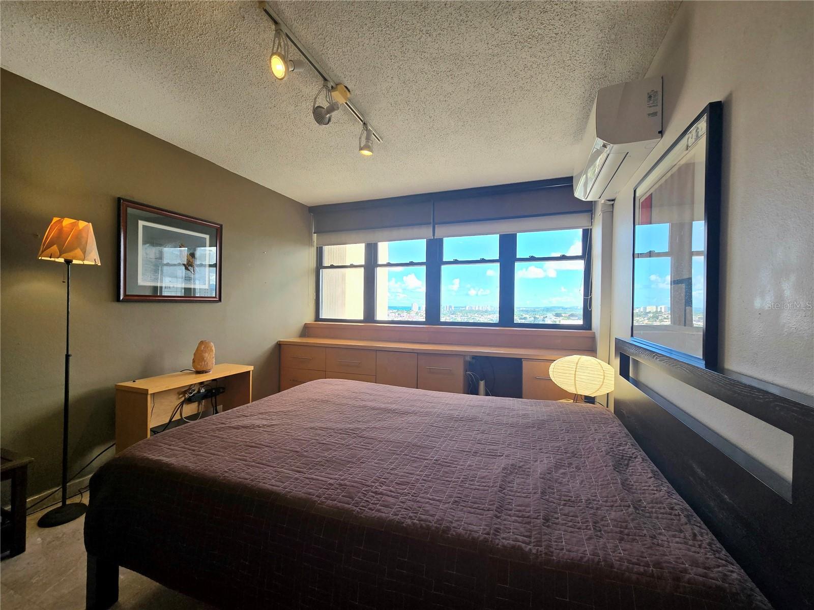 364 SAN JORGE ST #9C