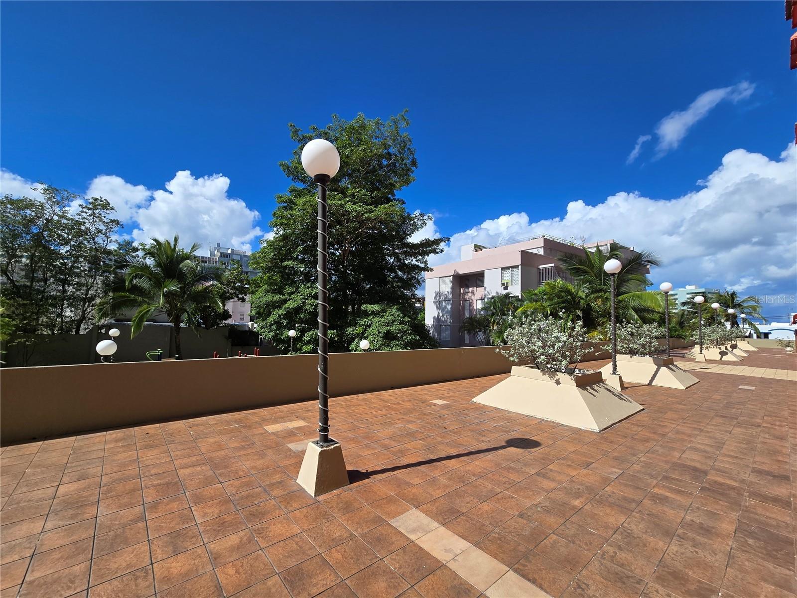 364 SAN JORGE ST #9C