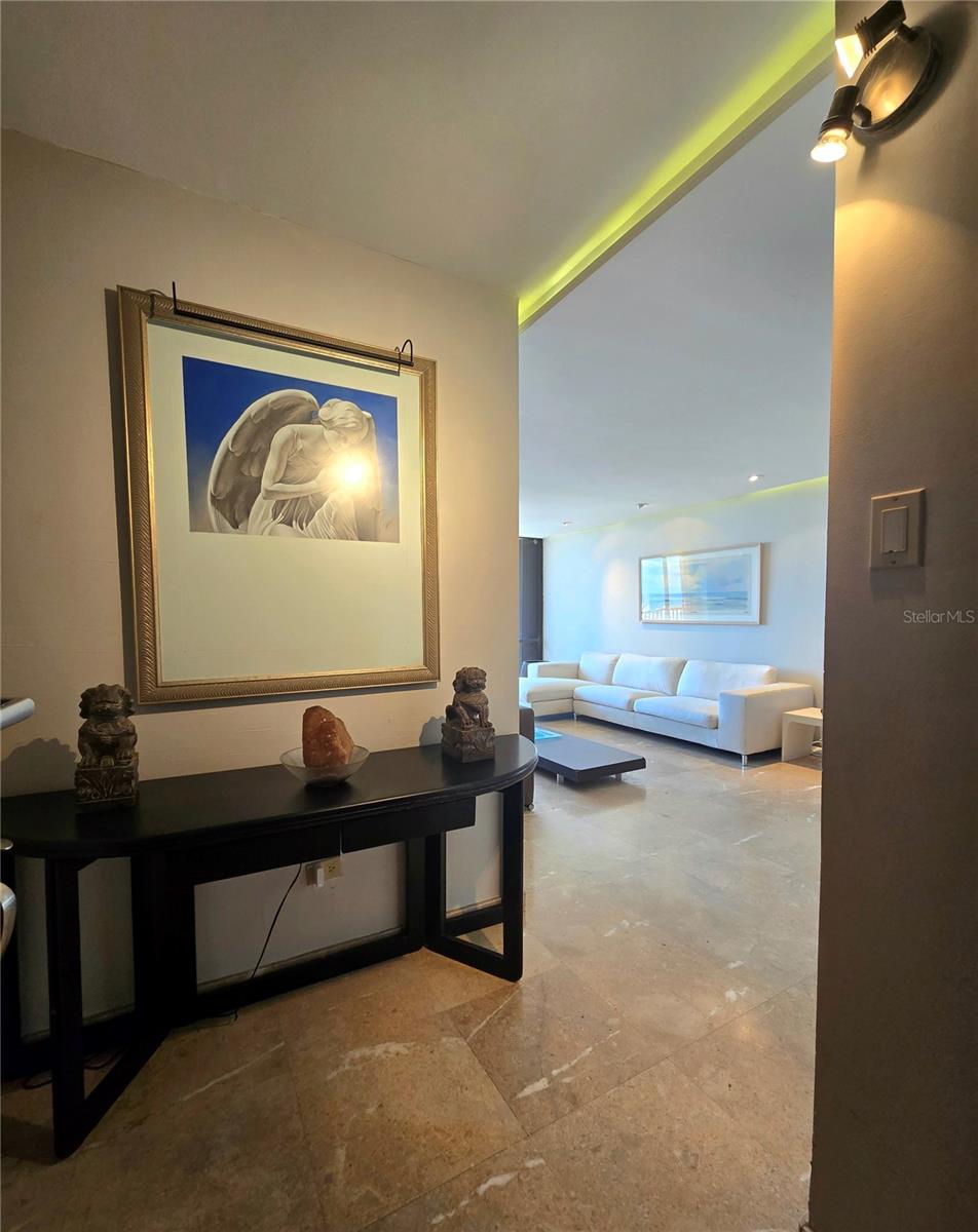 364 SAN JORGE ST #9C