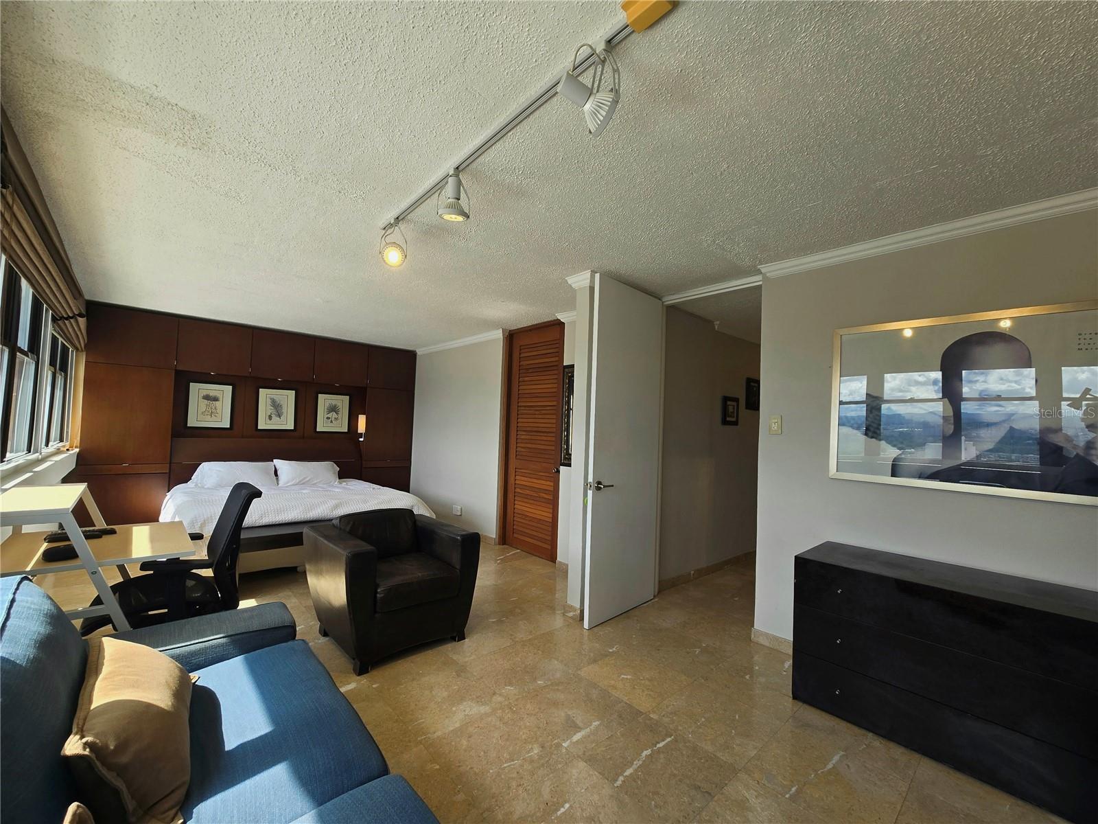 364 SAN JORGE ST #9C