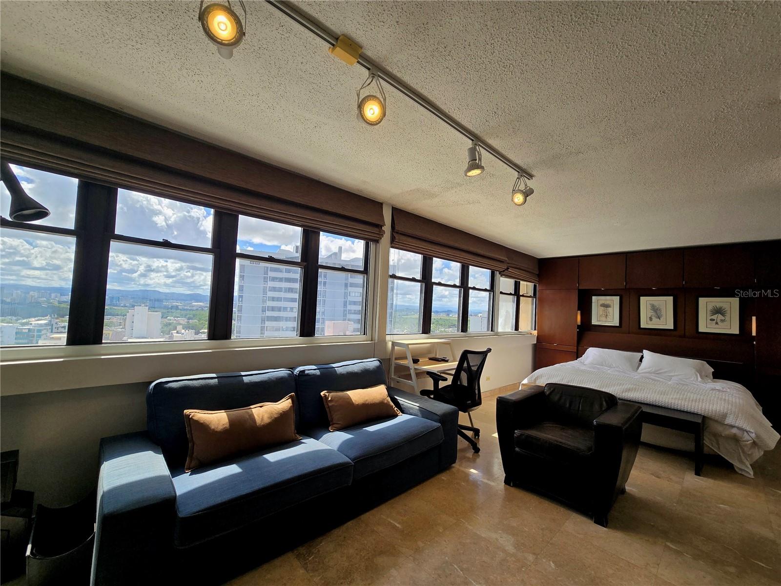 364 SAN JORGE ST #9C