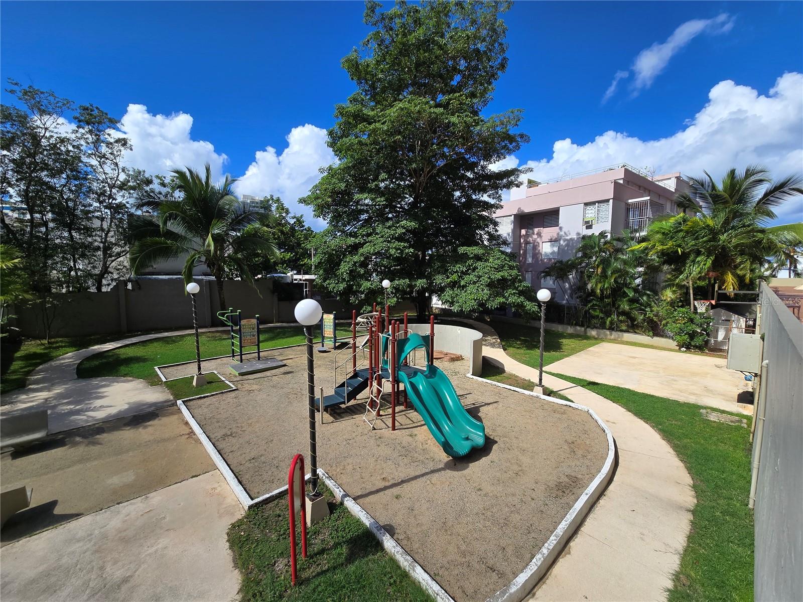 364 SAN JORGE ST #9C