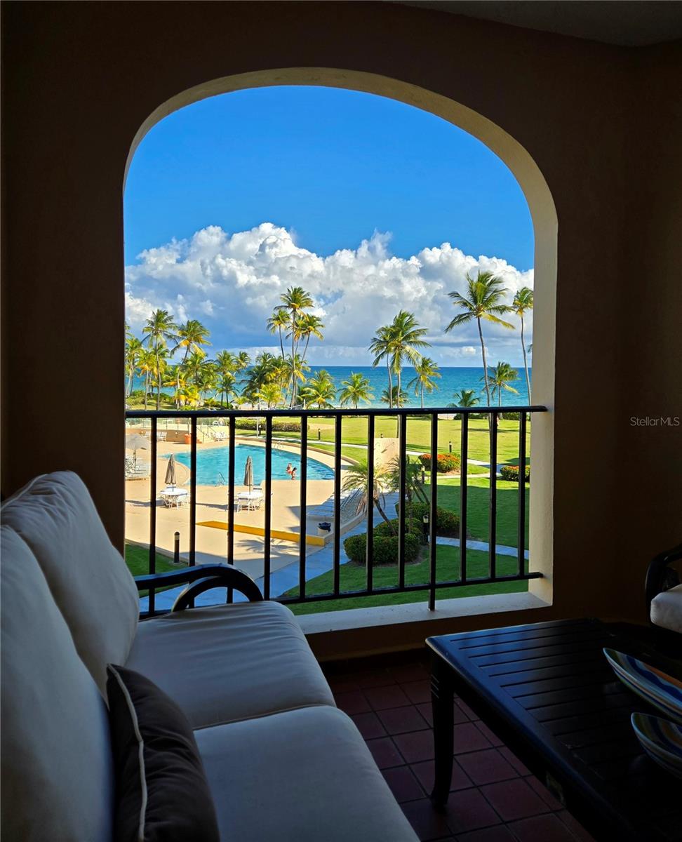 190 CANDELERO DR #162