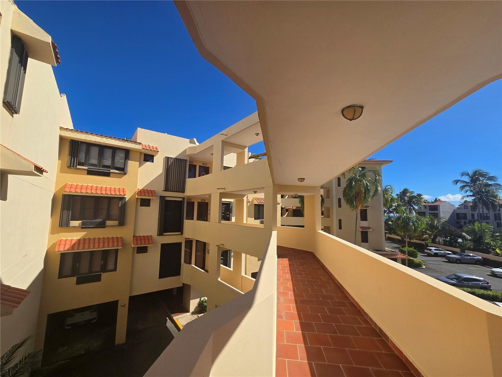 190 CANDELERO DR #162