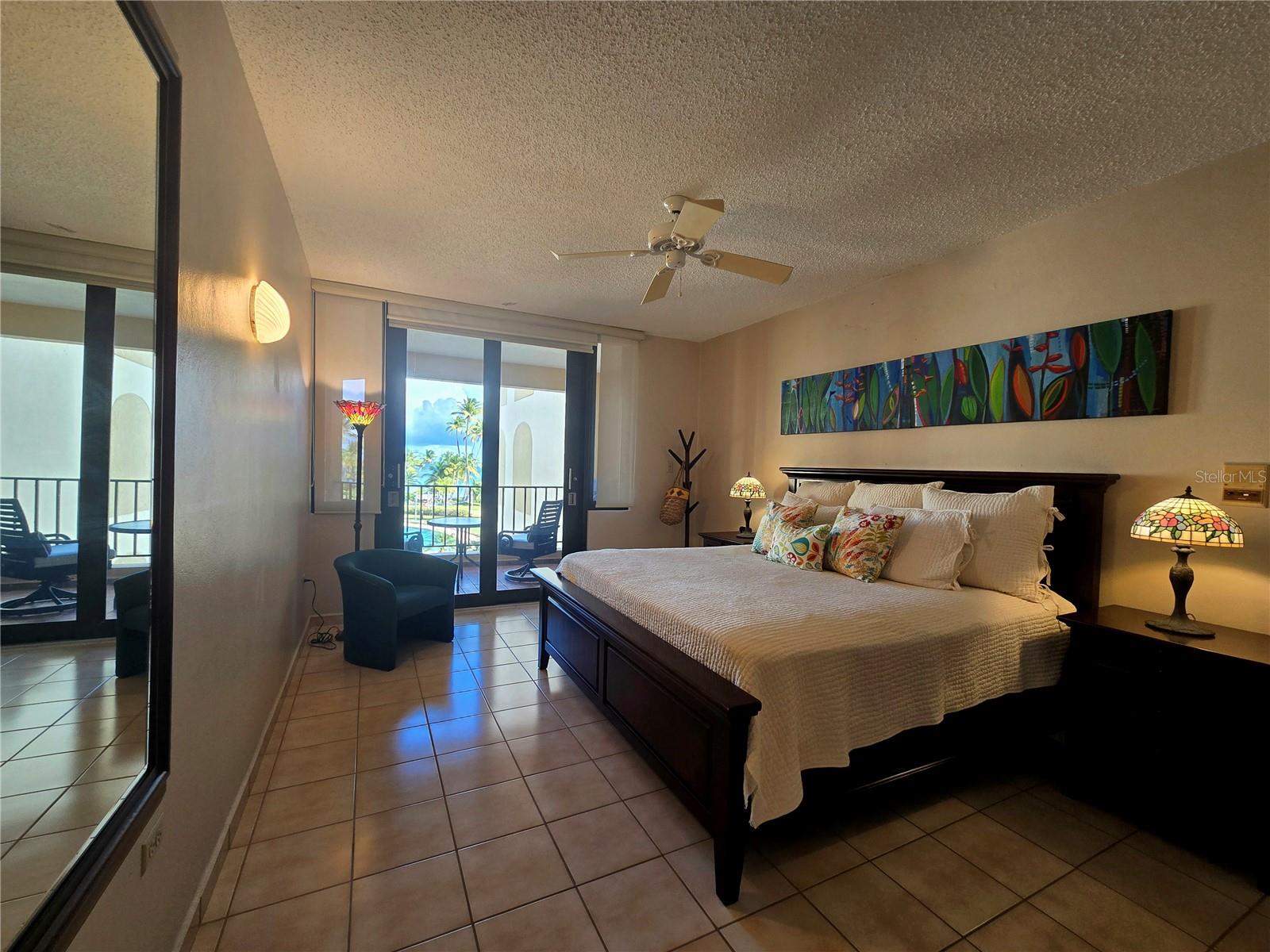 190 CANDELERO DR #162