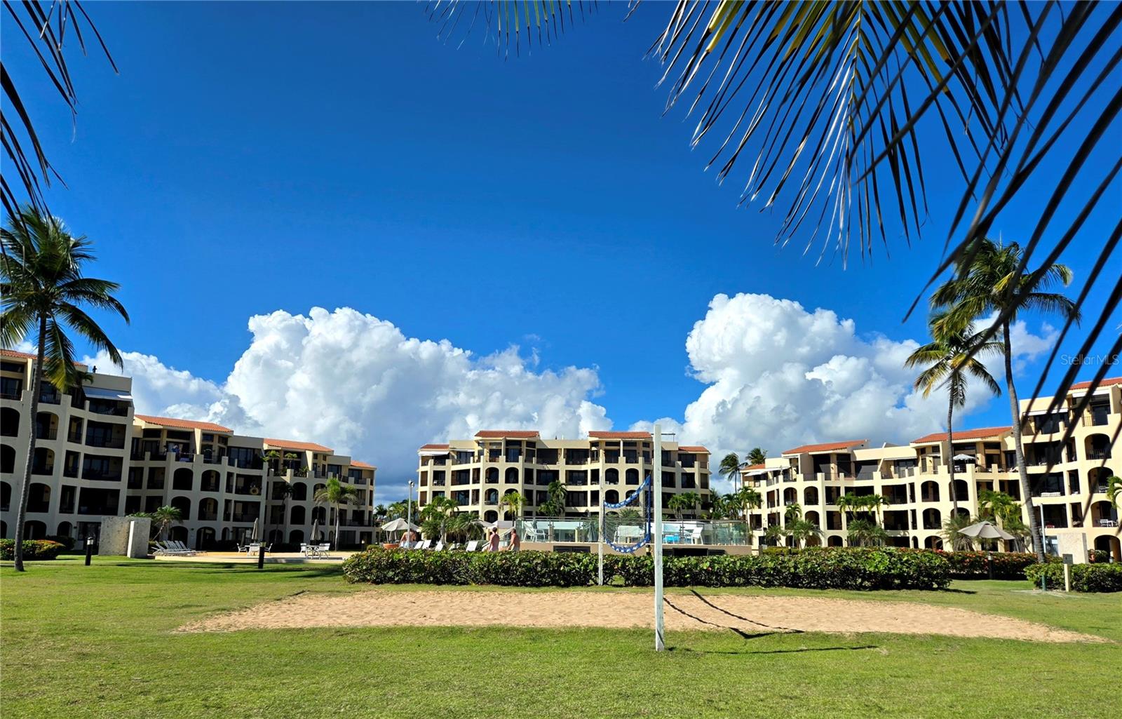 190 CANDELERO DR #162