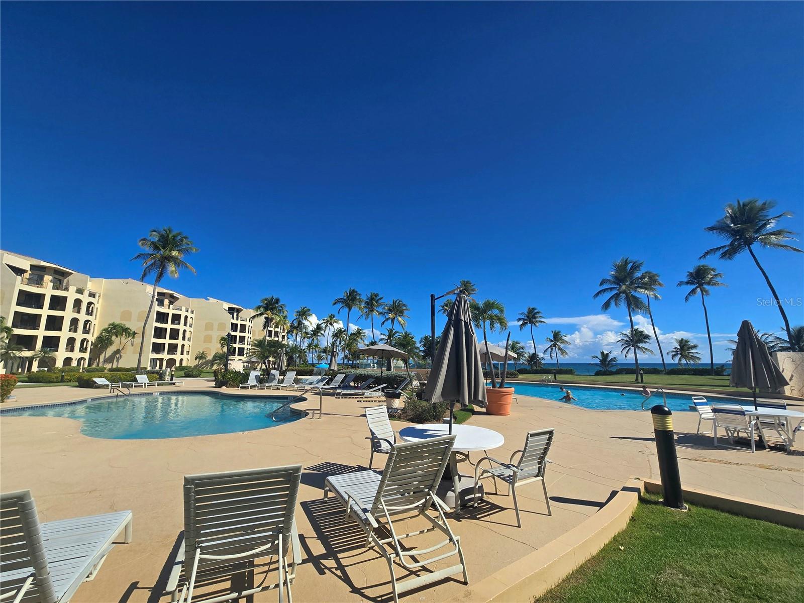 190 CANDELERO DR #162