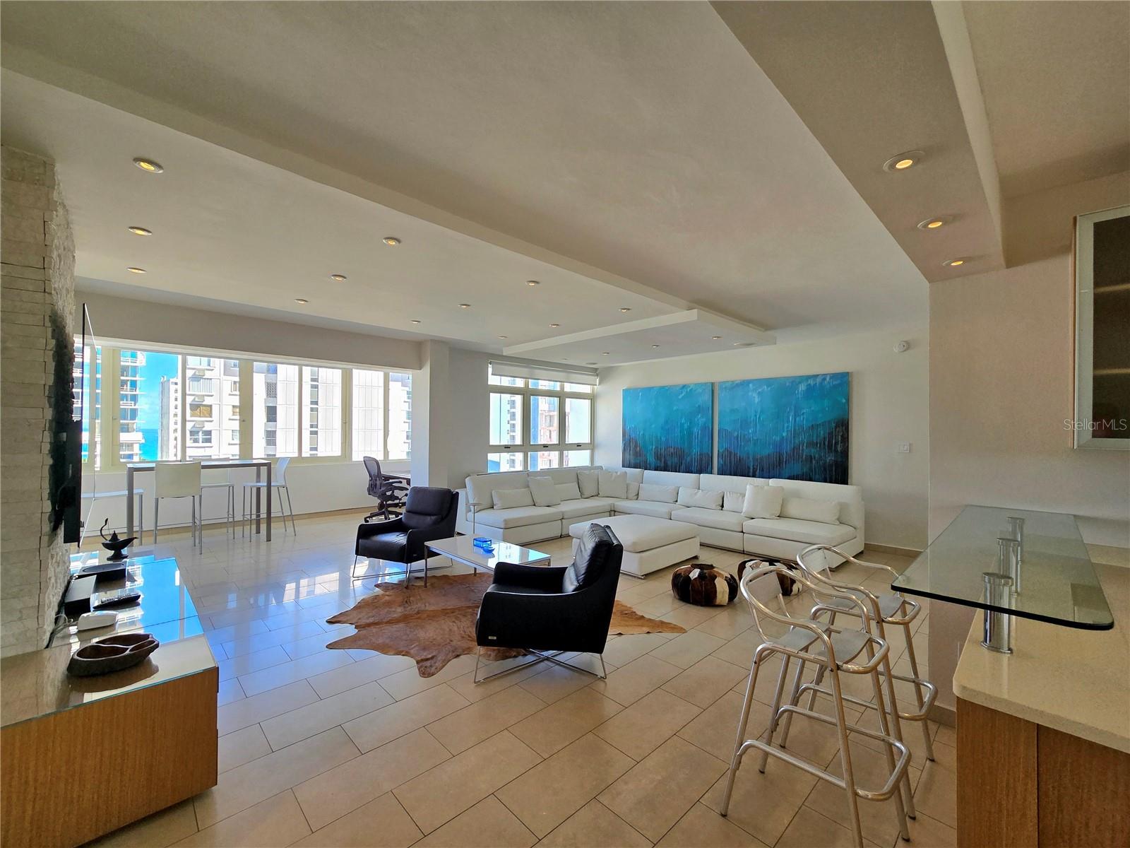 1160 MAGDALENA AVE #7B