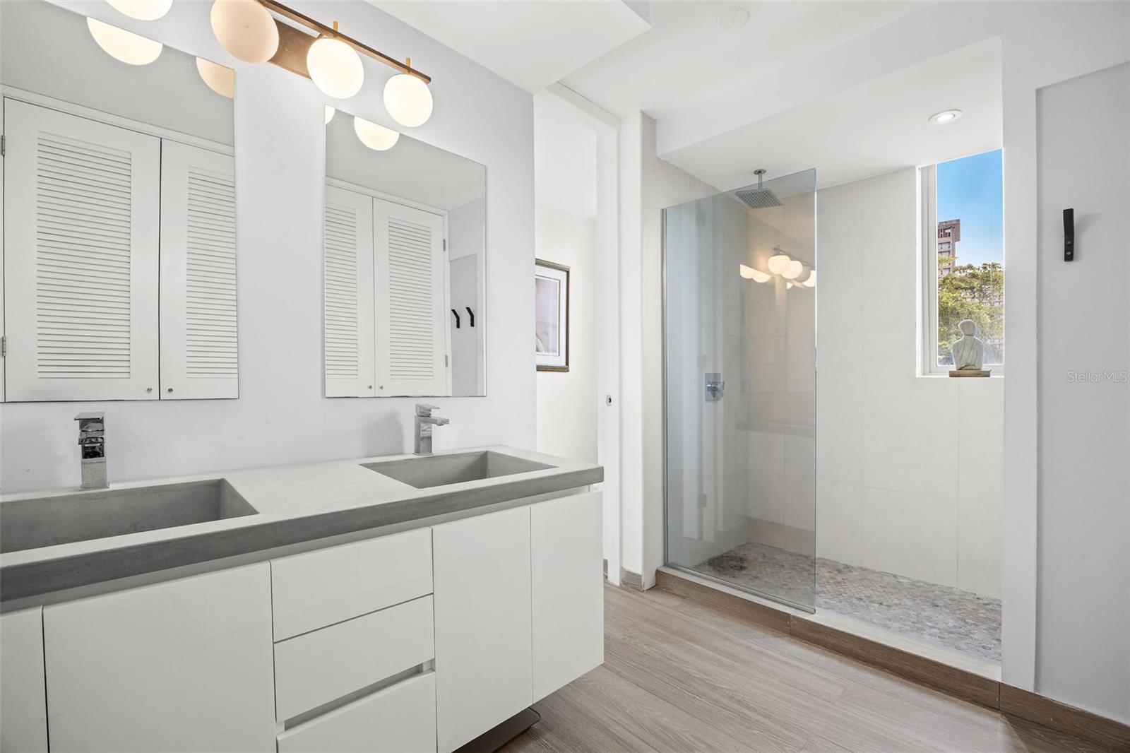 1420 WILSON AVE #402