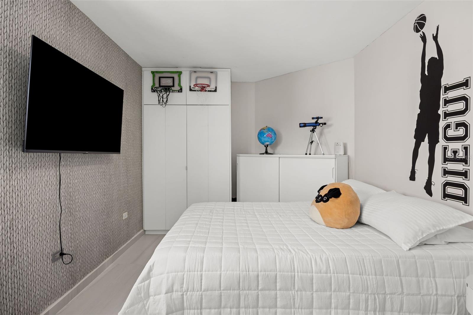 1420 WILSON AVE #402