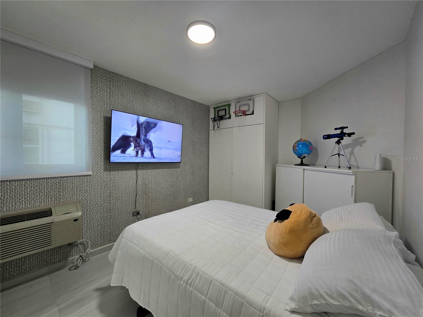 1420 WILSON AVE #402