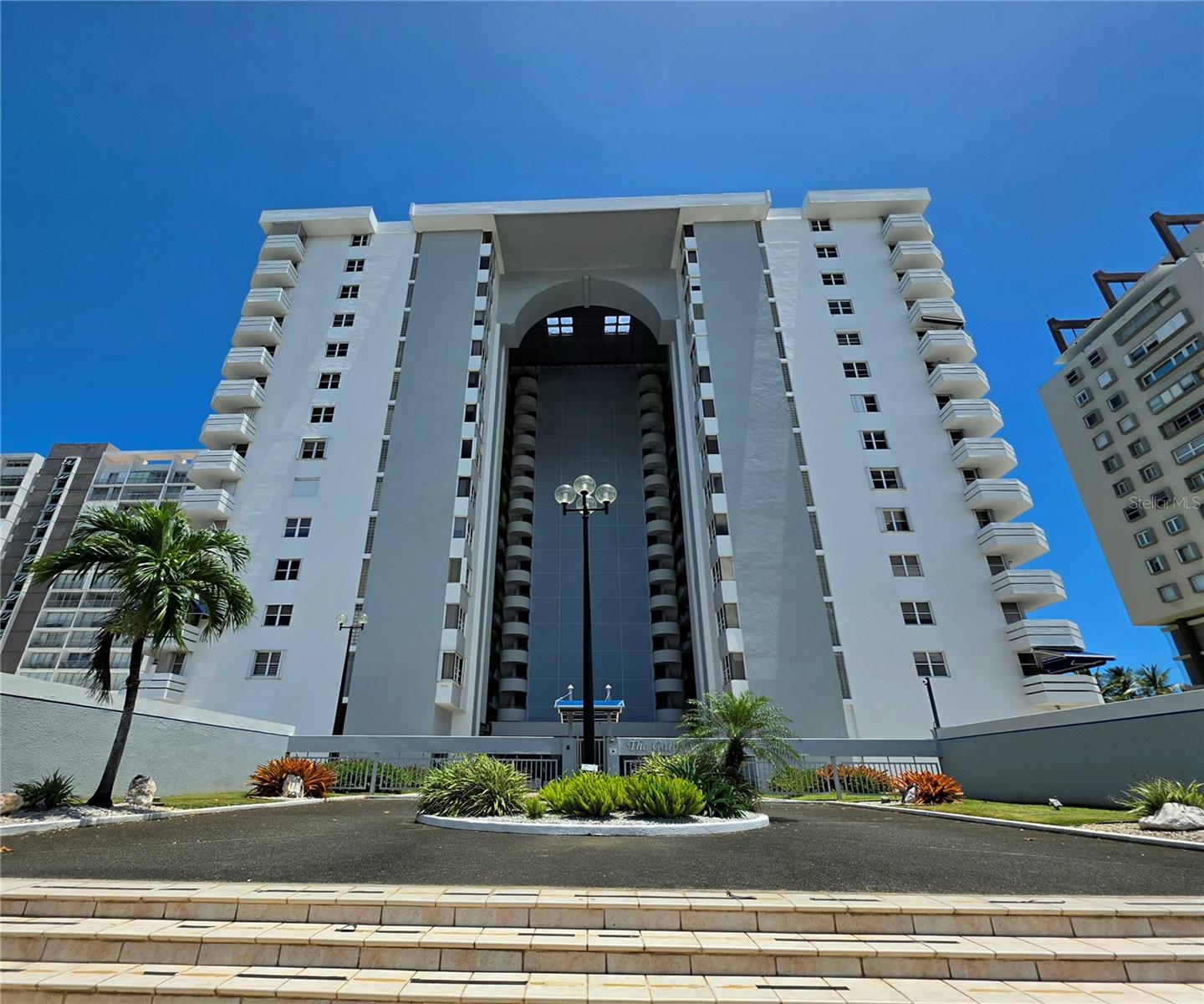 3205 ISLA VERDE AVE #1405