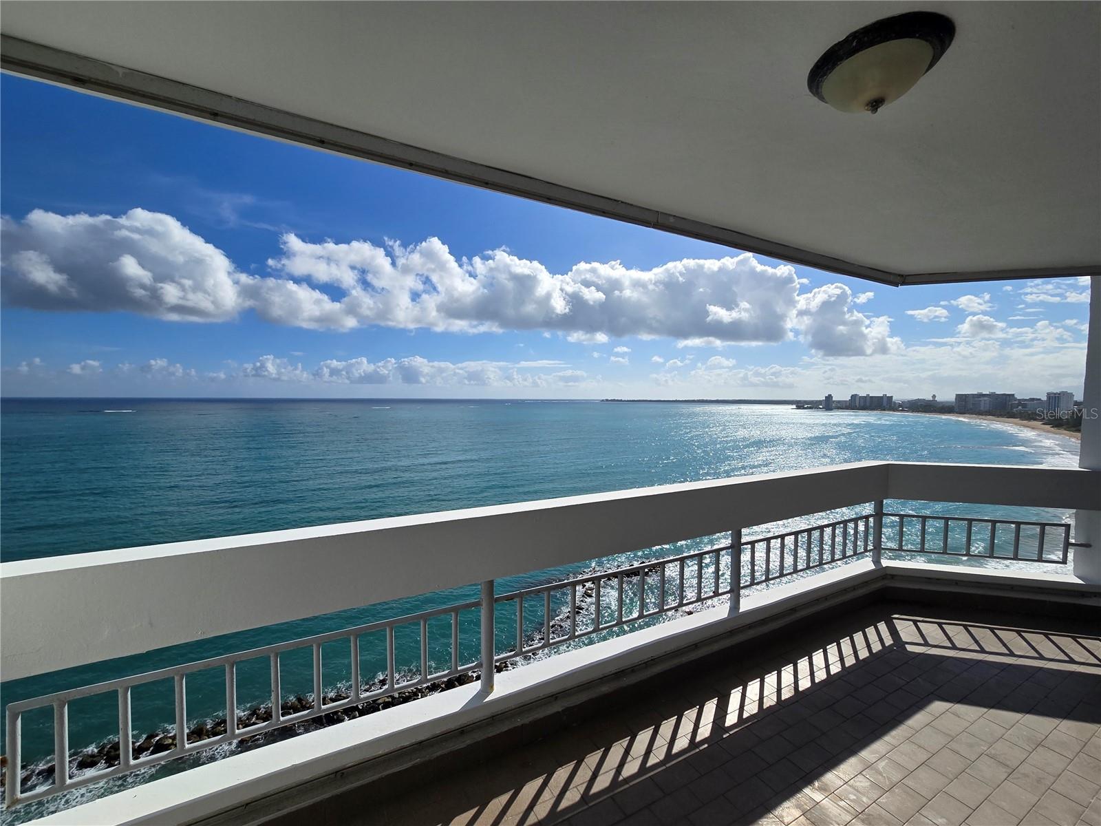 3205 ISLA VERDE AVE #1405