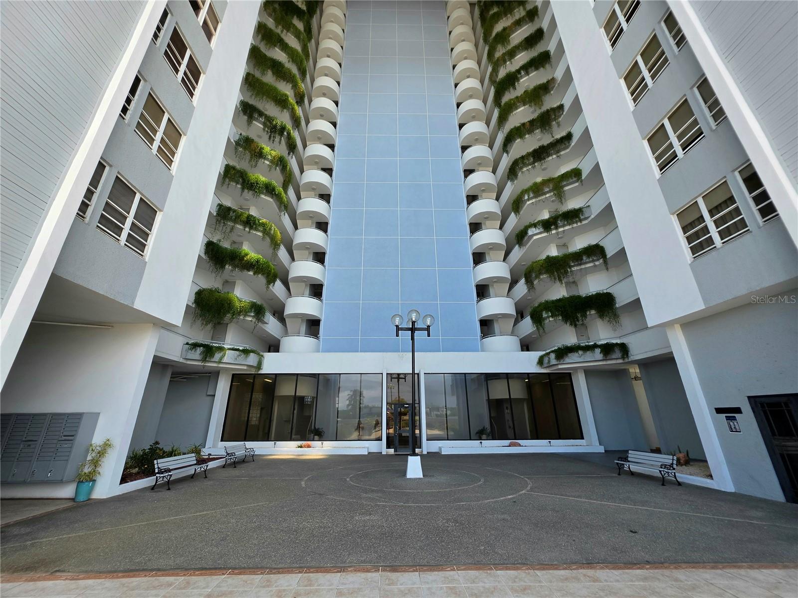 3205 ISLA VERDE AVE #1405