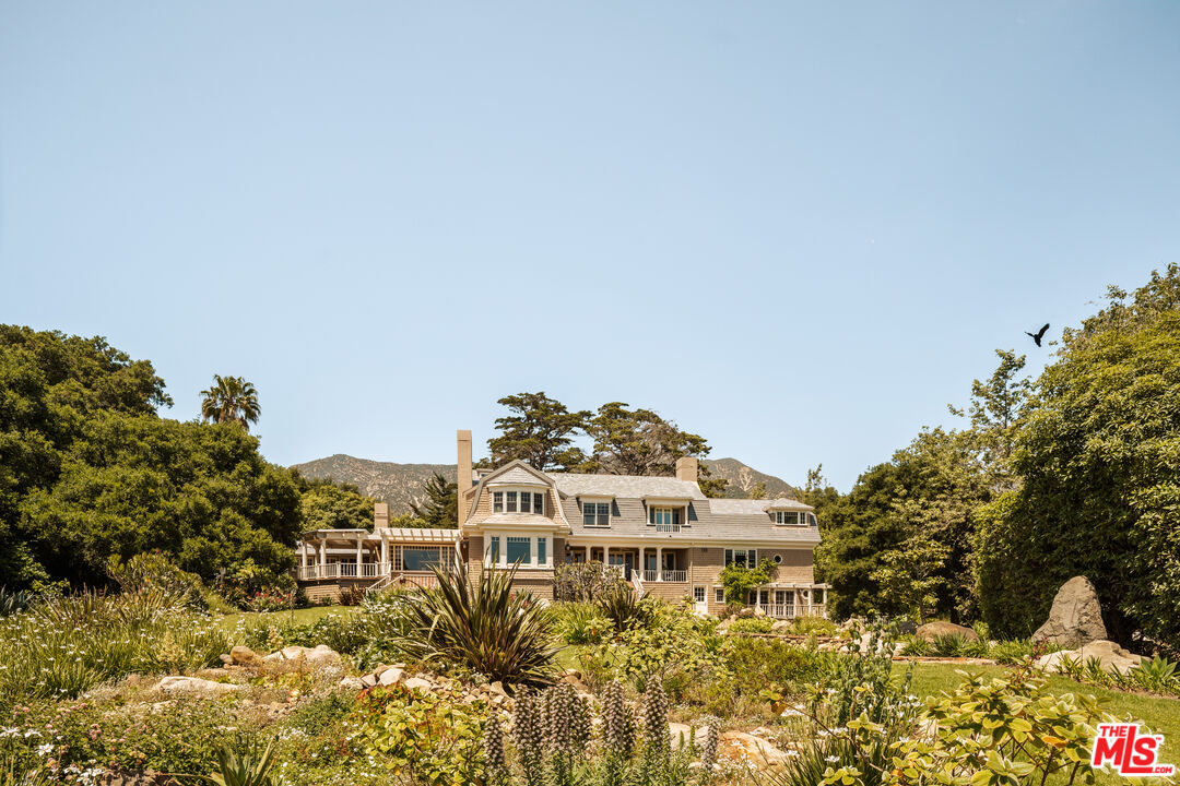 663 Lilac Dr