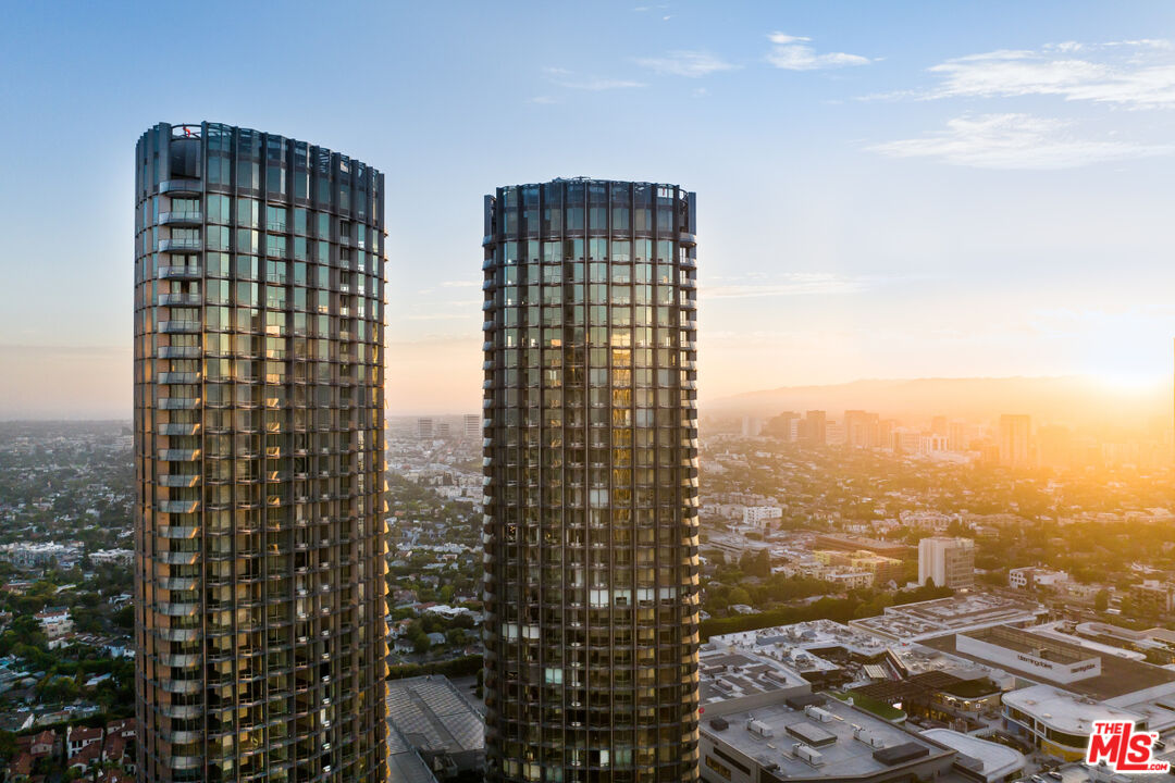 211 W Elm Ct Unit: 39B