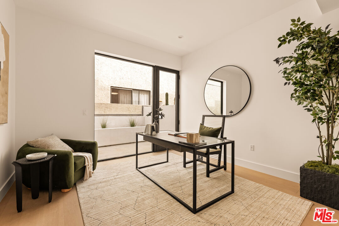 2425 20th St Unit: A