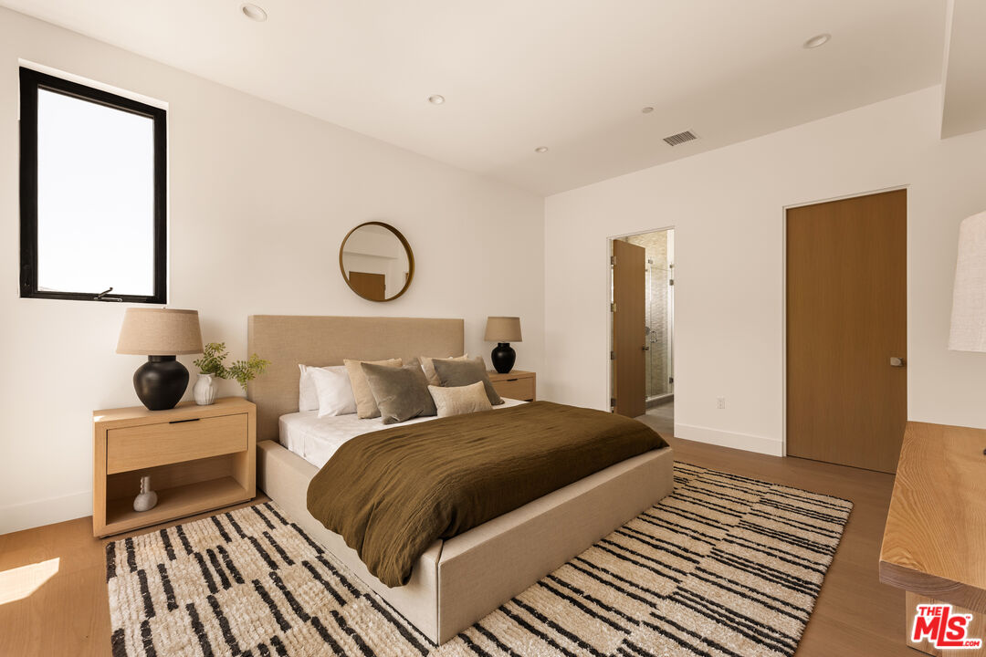 2425 20th St Unit: A